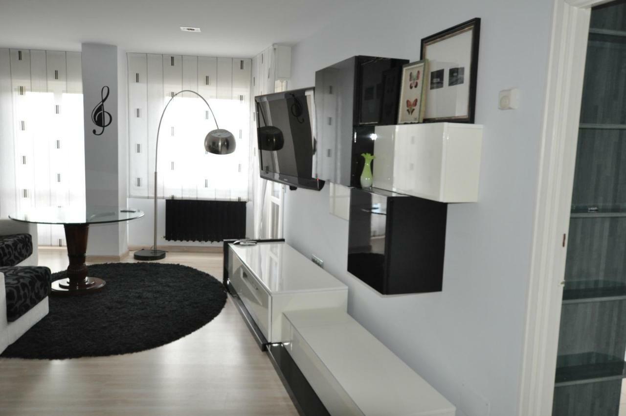 Black And White Suitte "Marques" Noja Zewnętrze zdjęcie